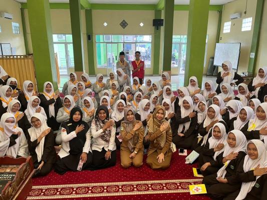 Puskesmas Sukaraya Bentuk Kader Kesehatan Remaja di MAN 1 OKU