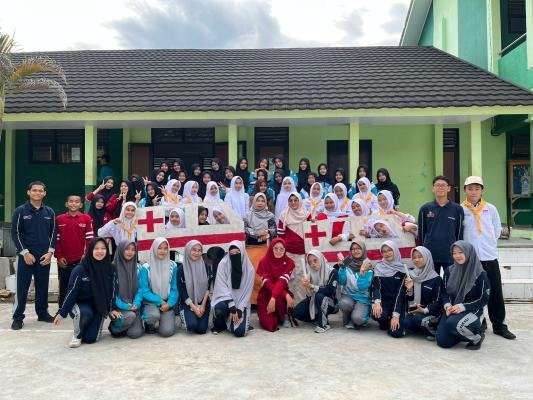 PMR MAN 1 OKU Tampilkan Aksi Kreatif dan Edukatif dalam Show Force