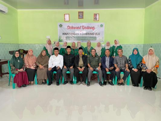 Pelepasan Mahasiswa PPL STAI Baturaja di MAN 1 OKU Berlangsung Penuh Keakraban