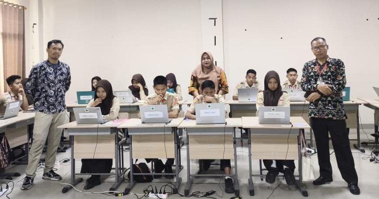 Pelaksanaan Hari Terakhir TKA di MAN 1 OKU Berjalan Lancar dan Tertib