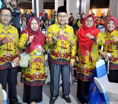 Sinergi dan Semangat Madrasah: Kepala MAN 1 OKU Hadiri Gala Dinner OMI Nasional 2025