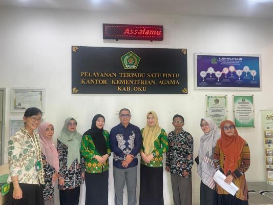 Tingkatkan Mutu Layanan, Kanwil Kemenag Sumsel Lakukan Monev PTSP di Kemenag OKU dan MAN 1 OKU