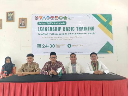 Kepala MAN 1 OKU Resmi Buka Leadership Basic Training PII se-Kabupaten OKU