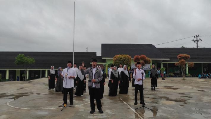 Showforce Ekstrakurikuler Rohis MAN 1 OKU Tampilkan Kreativitas dan Semangat Syiar Islam