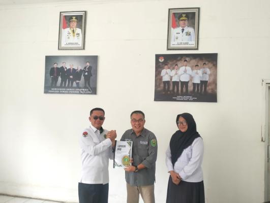 PPID Unit Kemenag Sumsel Serahkan Laporan Layanan Informasi Publik Tahun 2025 kepada KI