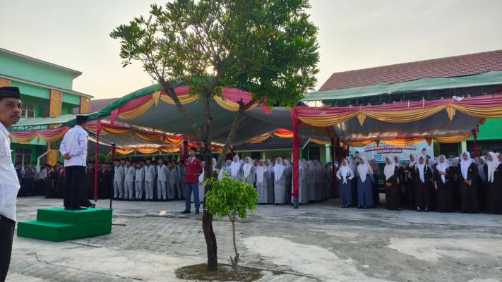 Kepala MAN 1 OKU Buka KBM Tahun Pelajaran 2026/2027, Ajak Warga Madrasah Sukseskan MATAMUDA 2026