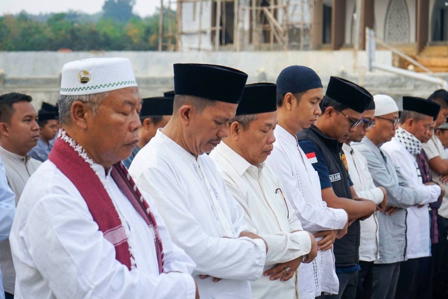 MAN 1 OKU Ikuti Salat Istisqa, Bersama Memohon Turunnya Hujan