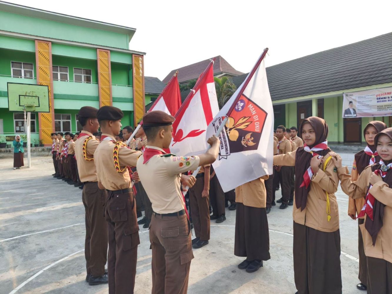Gudep MAN 1 OKU Gelar Upacara Pindah Golongan, Siswa Kelas X Resmi Menjadi Penegak